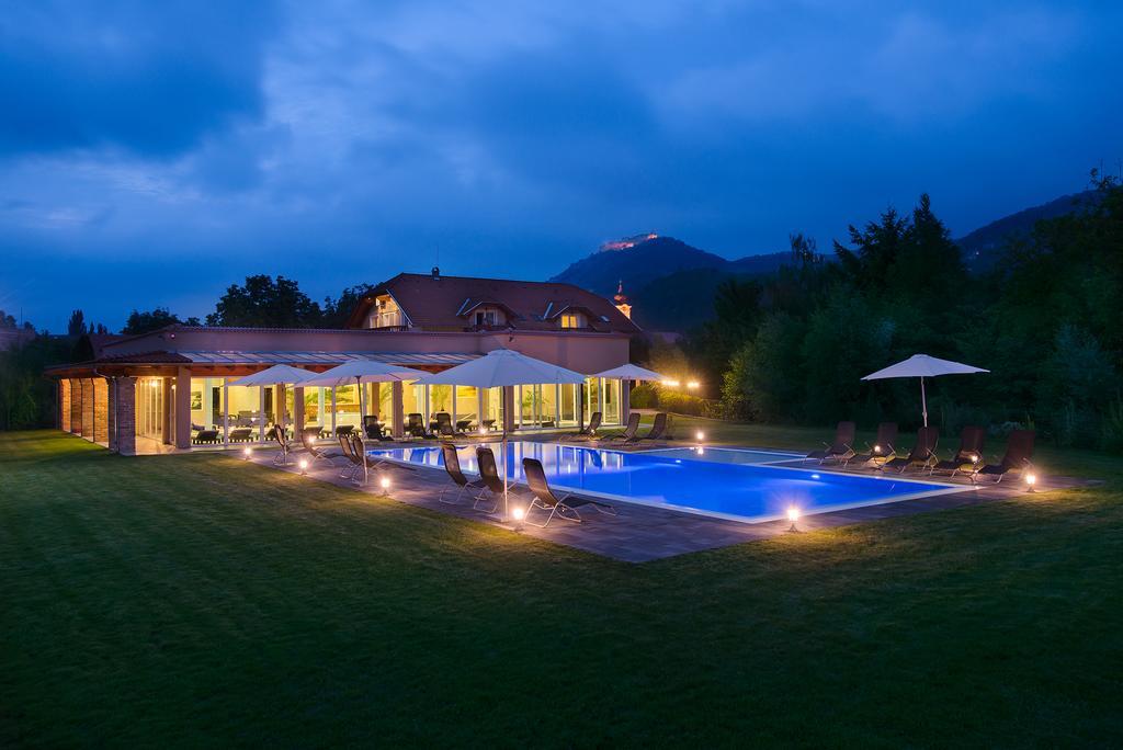 Hotel Honti Wellness Es Konferencia Szalloda Visegrád Εξωτερικό φωτογραφία