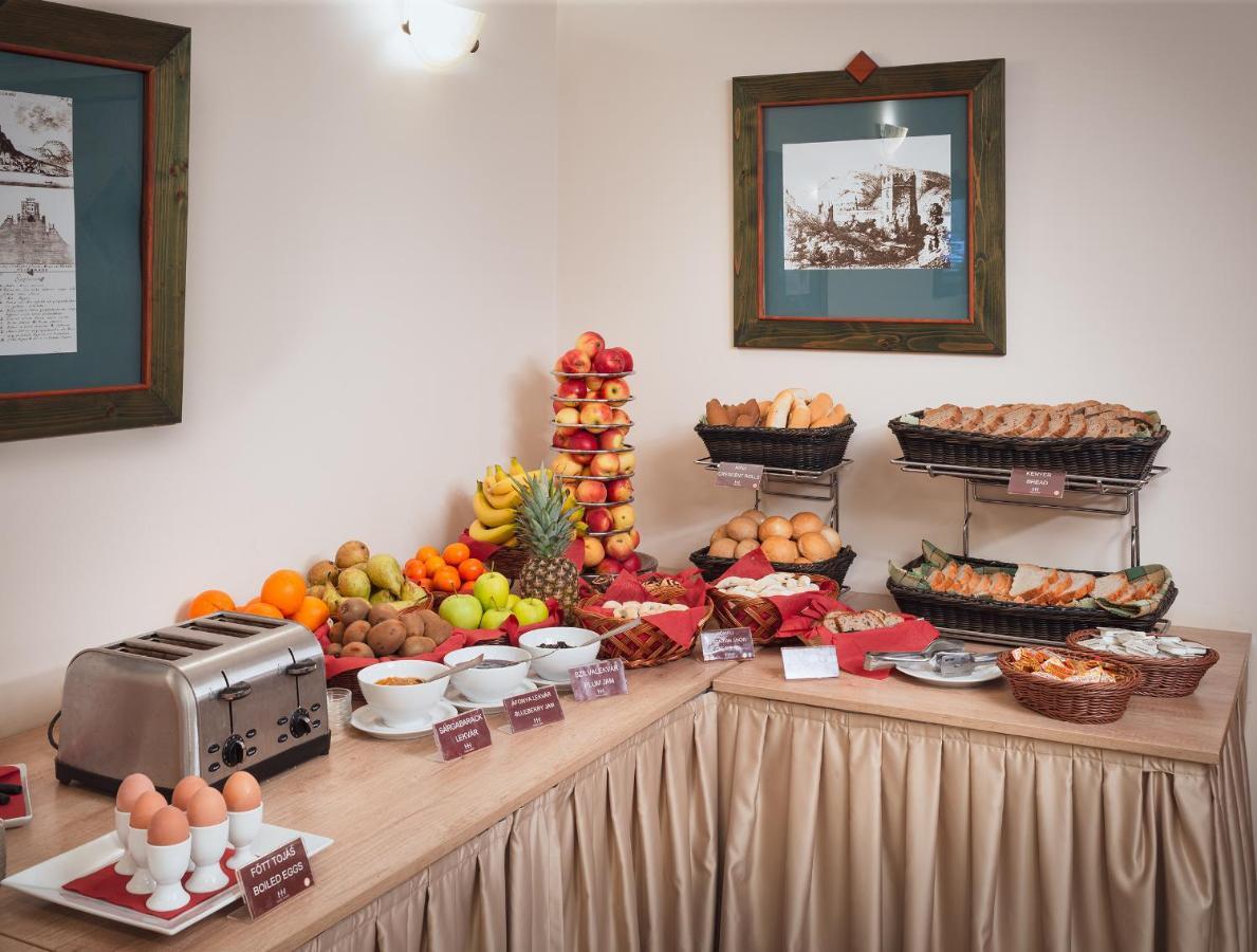 Hotel Honti Wellness Es Konferencia Szalloda Visegrád Εξωτερικό φωτογραφία